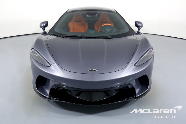 New-2023-McLaren-GT