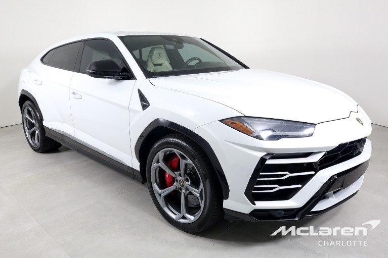 Used-2019-Lamborghini-Urus