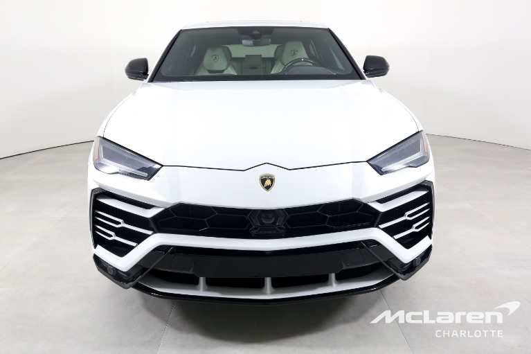 Used-2019-Lamborghini-Urus