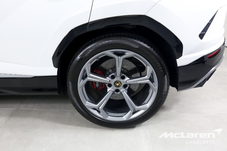 Used-2019-Lamborghini-Urus