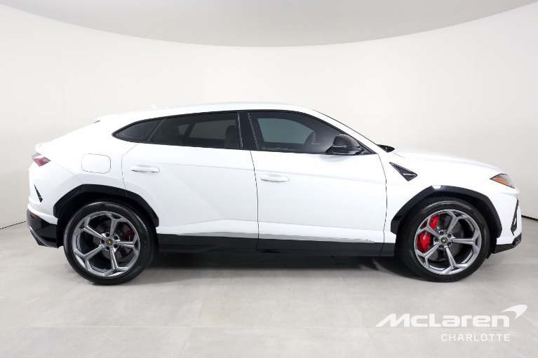 Used-2019-Lamborghini-Urus