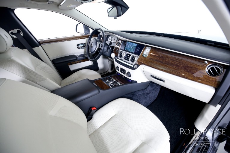 Used-2013-Rolls-Royce-Ghost