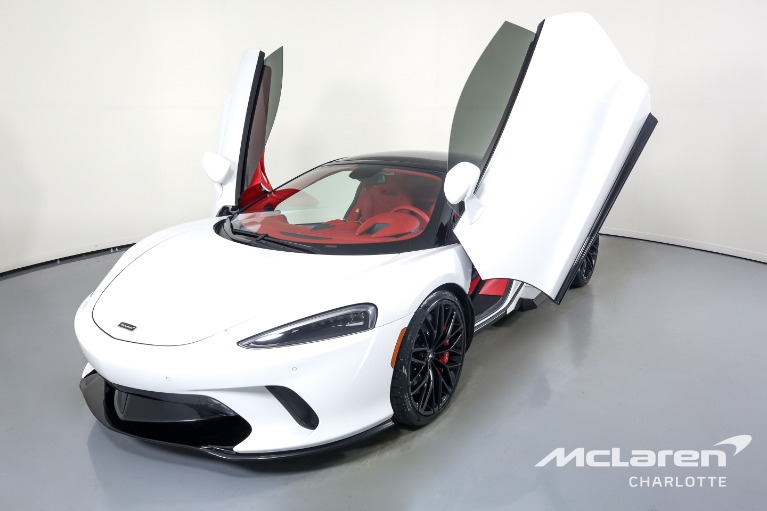 New-2023-McLaren-GT