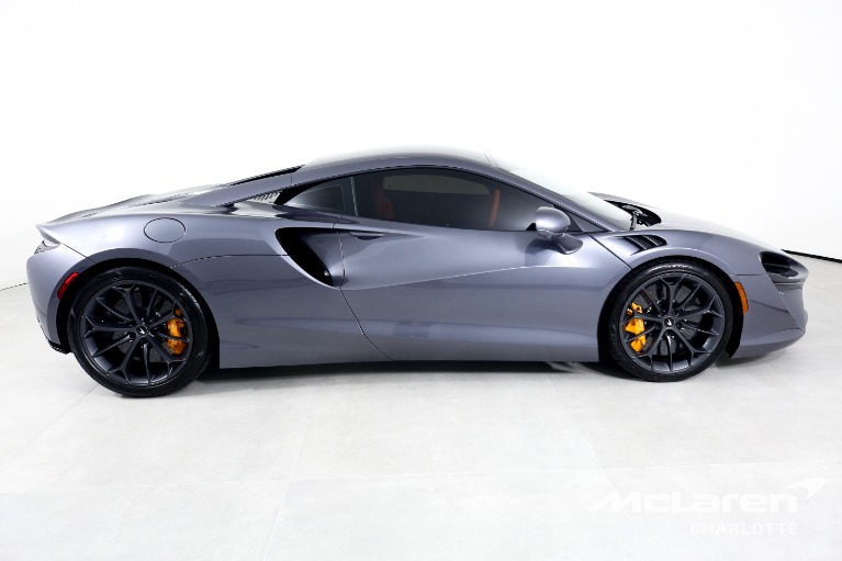 New-2023-McLaren-Artura