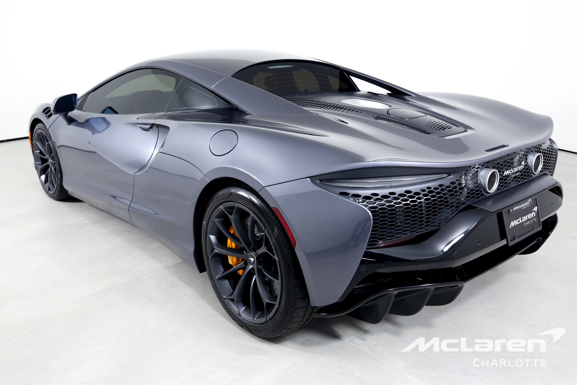 New 2023 McLaren Artura | Charlotte, NC