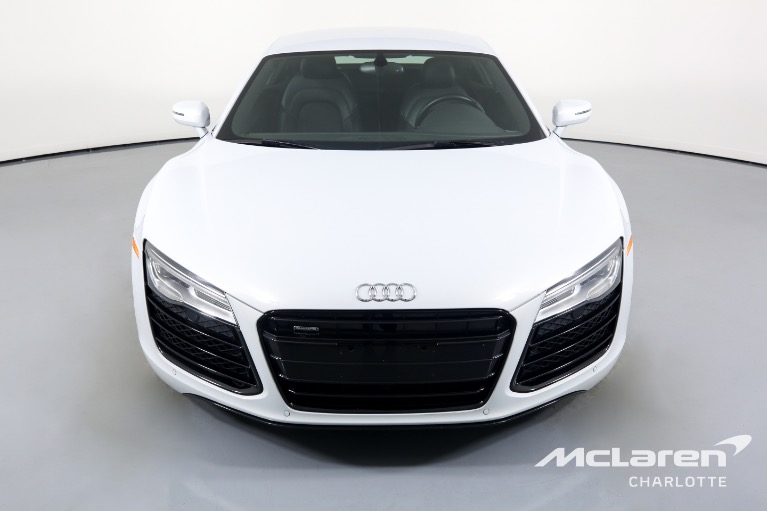 Used-2014-Audi-R8-42-quattro