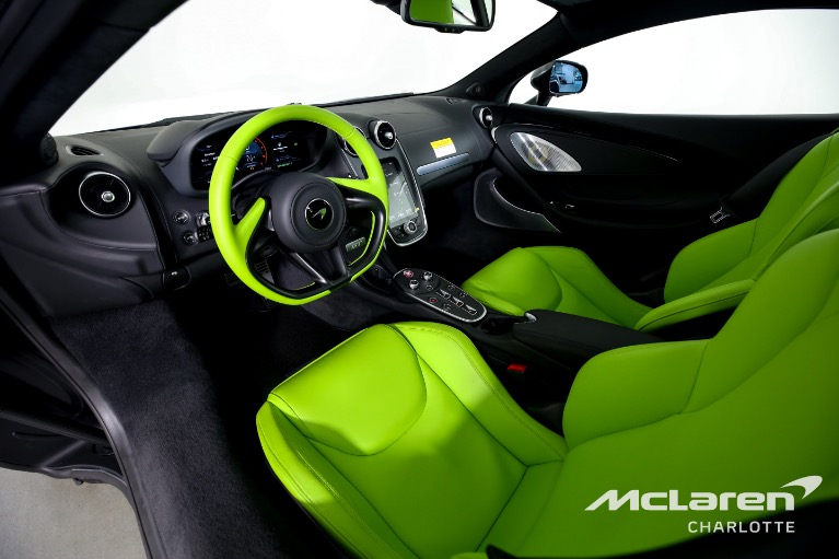 New-2023-McLaren-GT