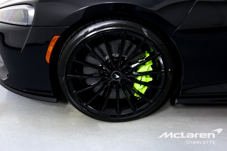 New-2023-McLaren-GT