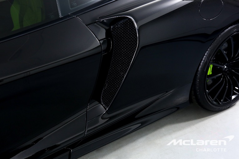 New-2023-McLaren-GT