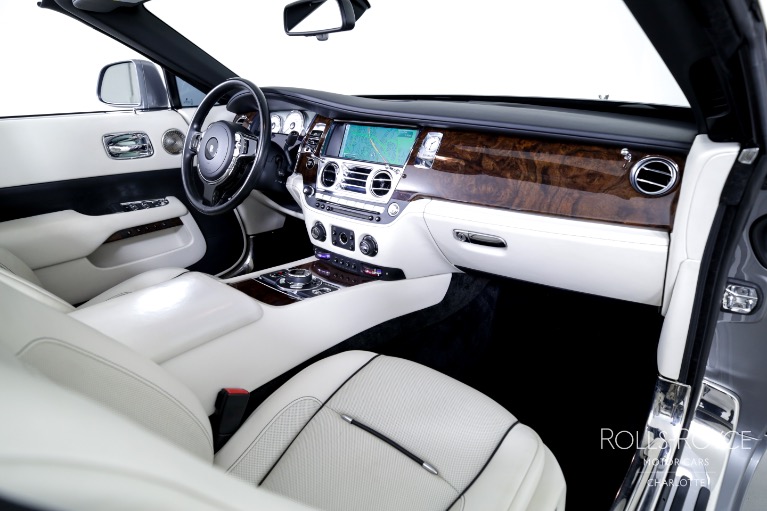 Used-2017-Rolls-Royce-Dawn
