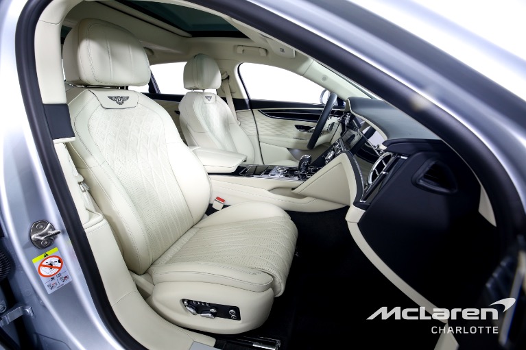 Used-2022-Bentley-Flying-Spur-W12