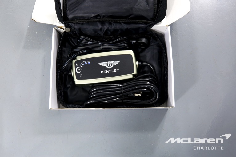 Used-2022-Bentley-Flying-Spur-W12