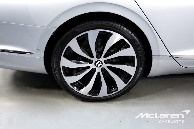 Used-2022-Bentley-Flying-Spur-W12
