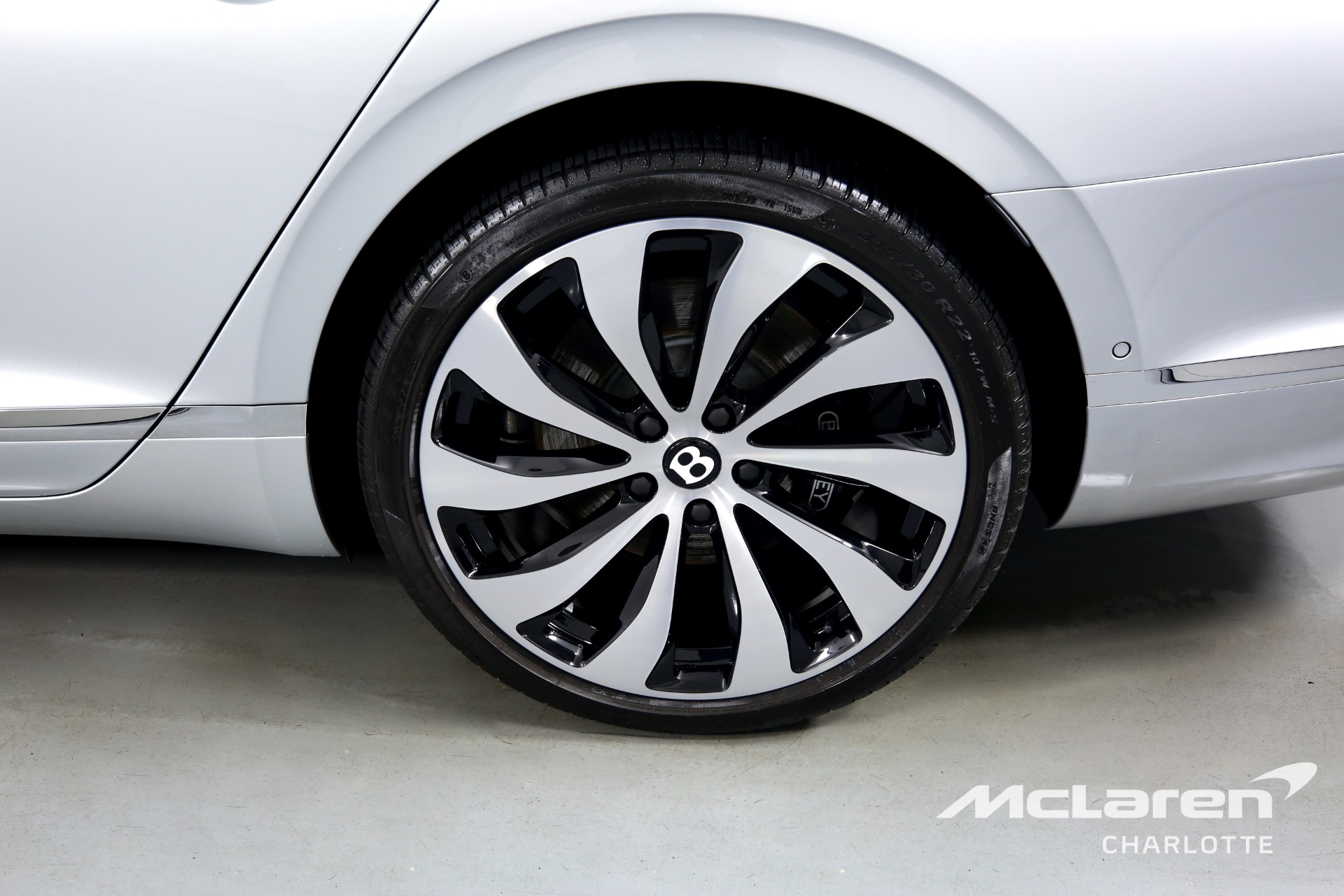 Used 2022 Bentley Flying Spur W12 | Charlotte, NC