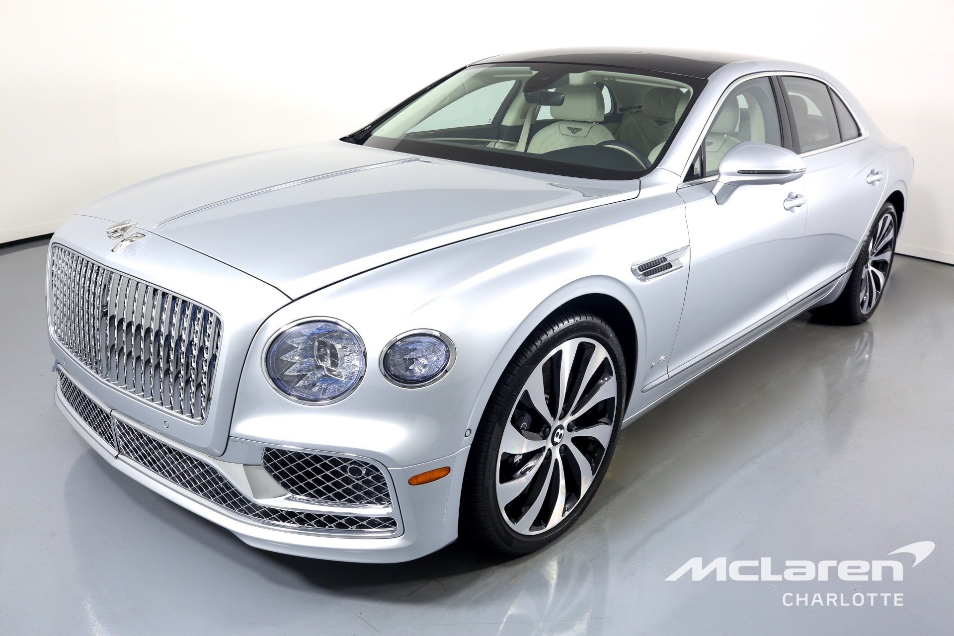 Used 2022 Bentley Flying Spur W12 | Charlotte, NC