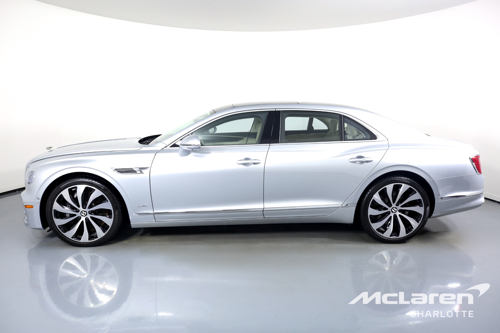 Used 2022 Bentley Flying Spur W12 | Charlotte, NC