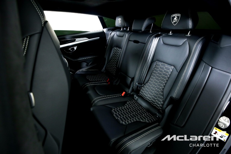 Used-2021-Lamborghini-Urus