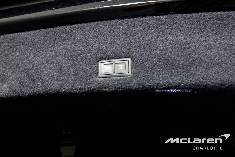Used-2021-Lamborghini-Urus