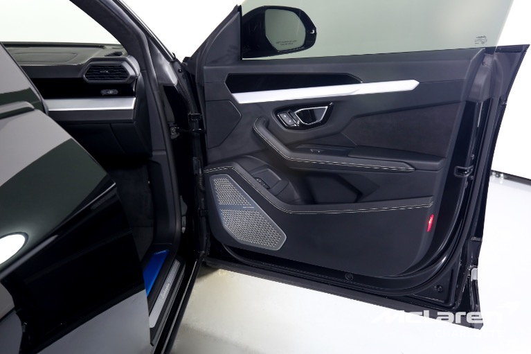 Used-2021-Lamborghini-Urus