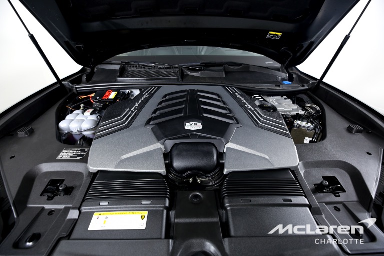 Used-2021-Lamborghini-Urus