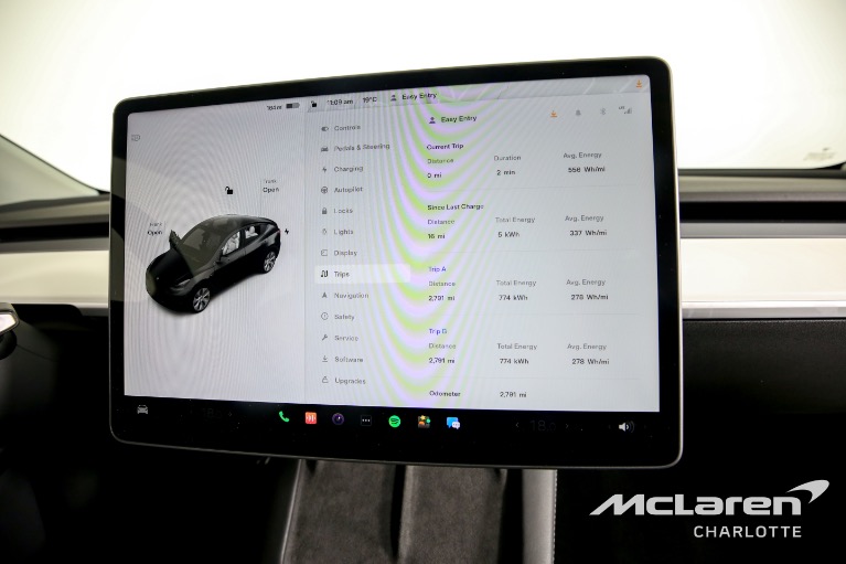 Used-2022-Tesla-Model-Y-Long-Range