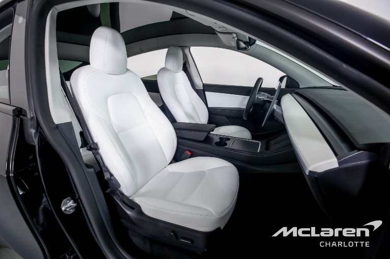 Used-2022-Tesla-Model-Y-Long-Range