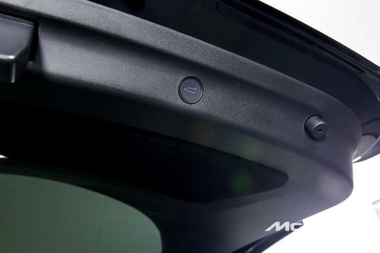 Used-2022-Tesla-Model-Y-Long-Range