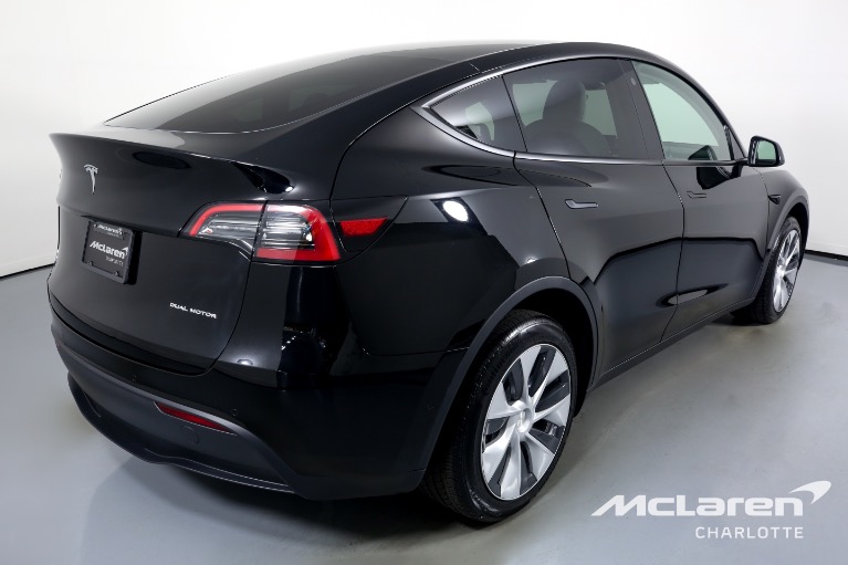 Used-2022-Tesla-Model-Y-Long-Range