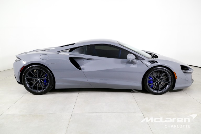 Used-2023-McLaren-Artura