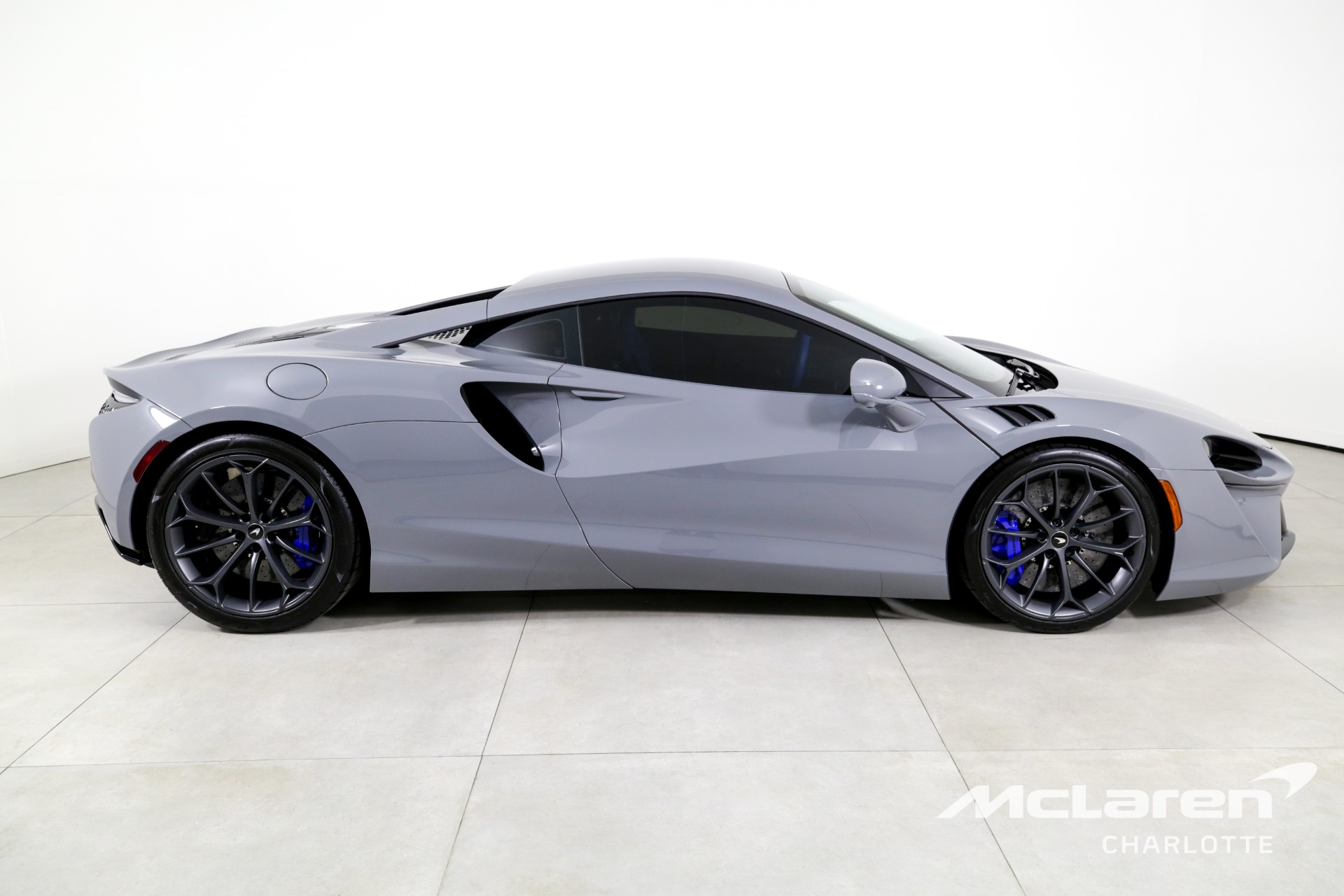 Used 2023 McLaren Artura | Charlotte, NC