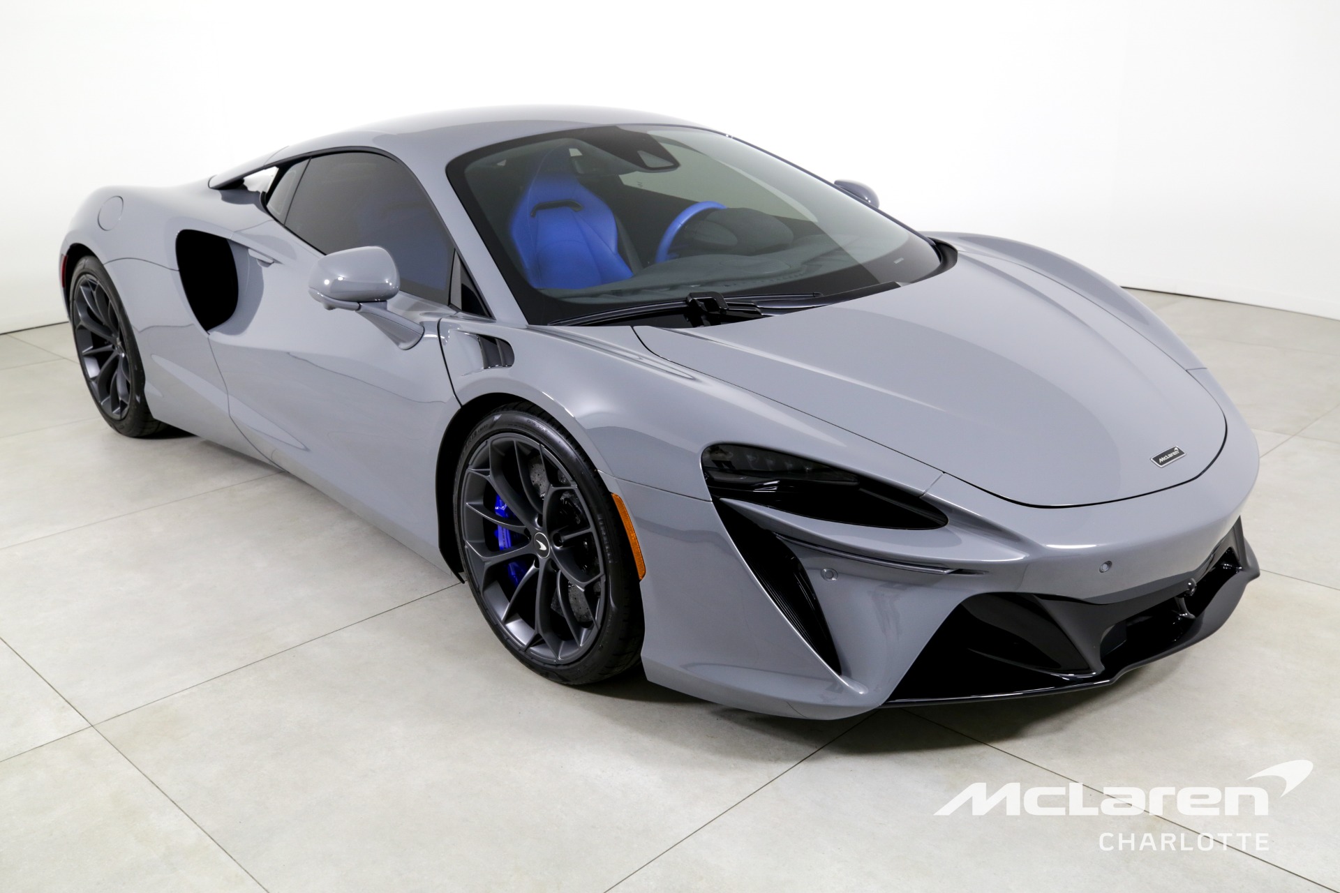 Used 2023 McLaren Artura | Charlotte, NC