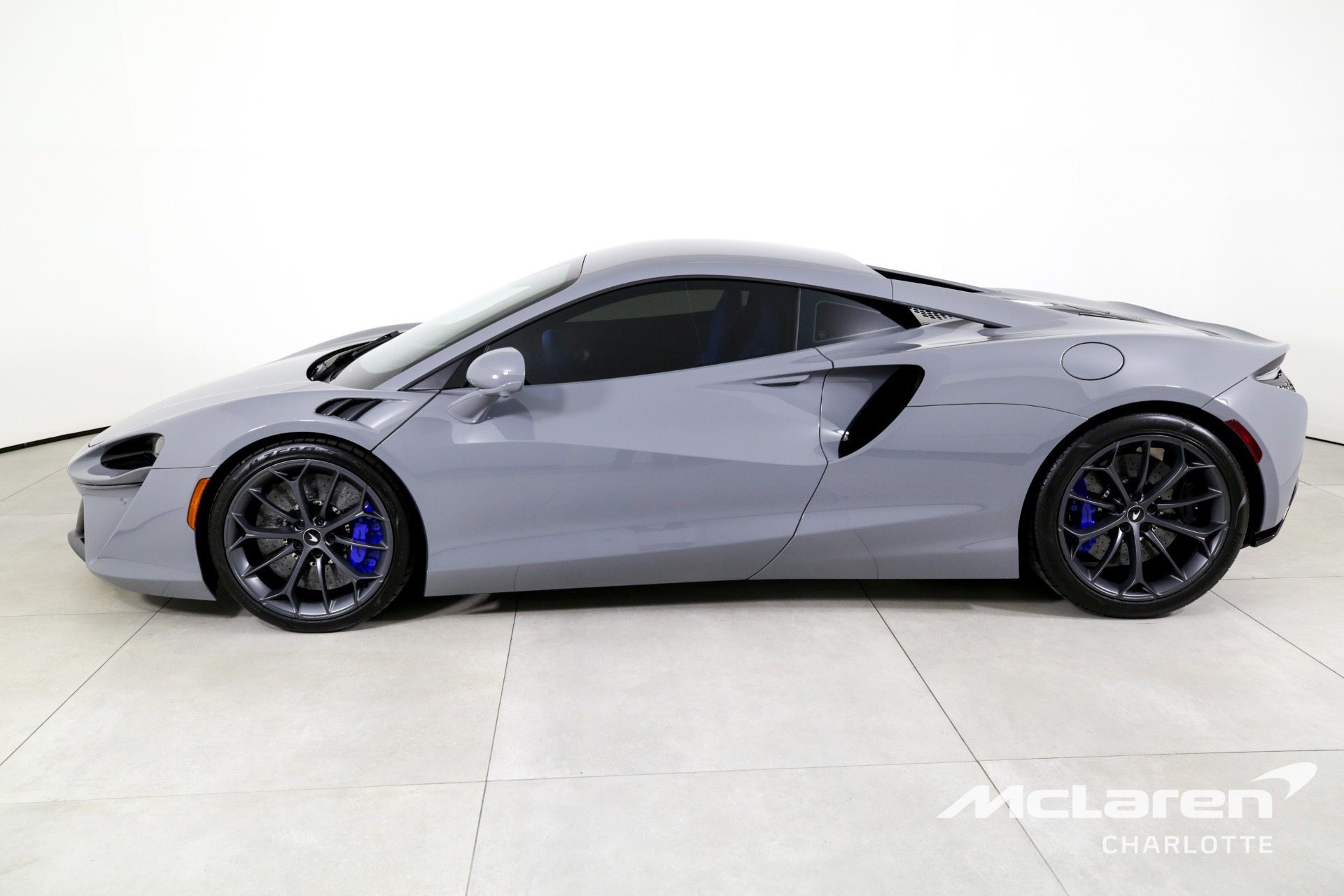 Used 2023 McLaren Artura | Charlotte, NC