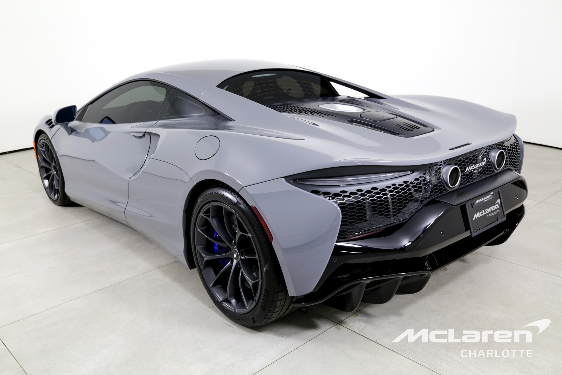 Used 2023 McLaren Artura | Charlotte, NC