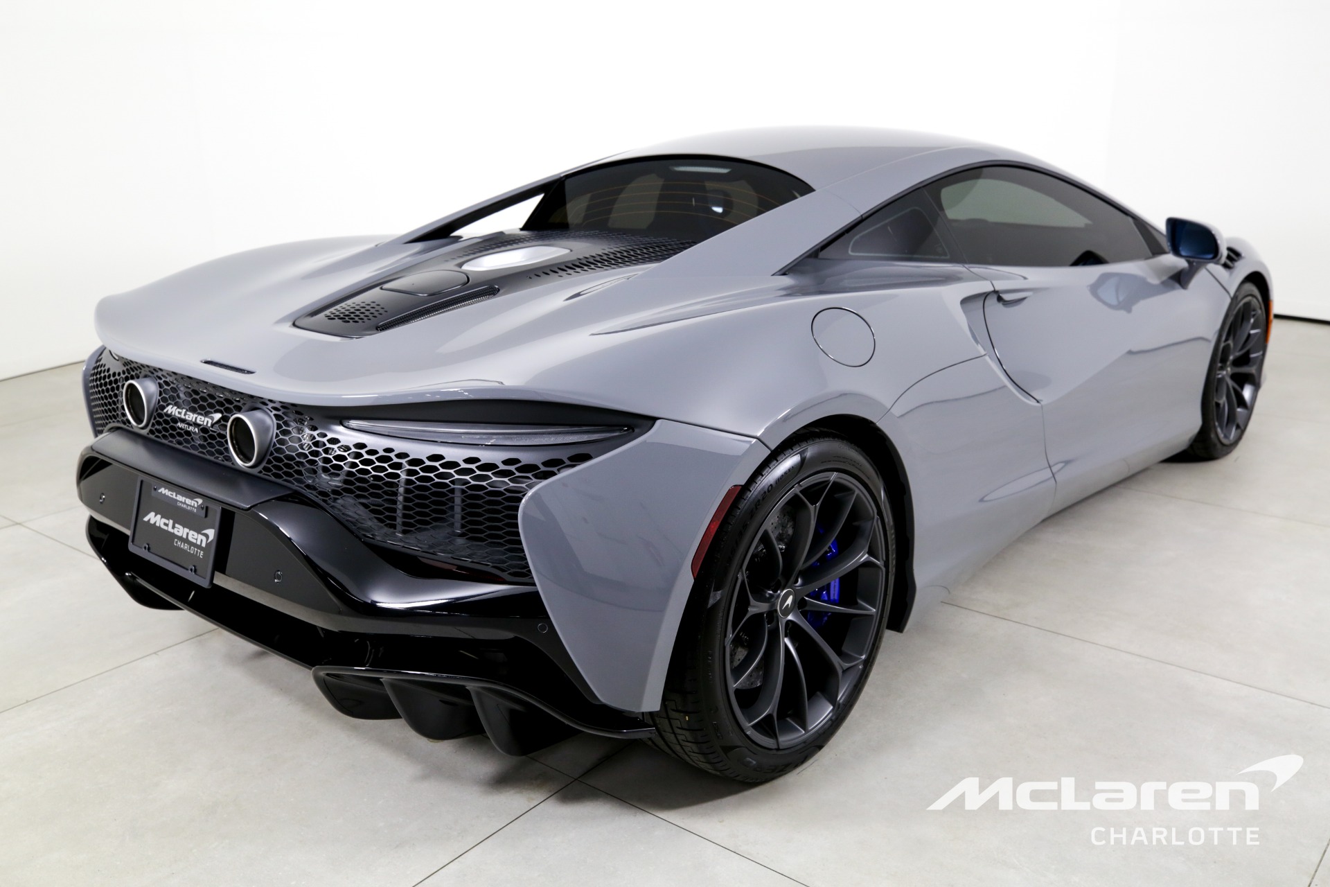 Used 2023 McLaren Artura | Charlotte, NC
