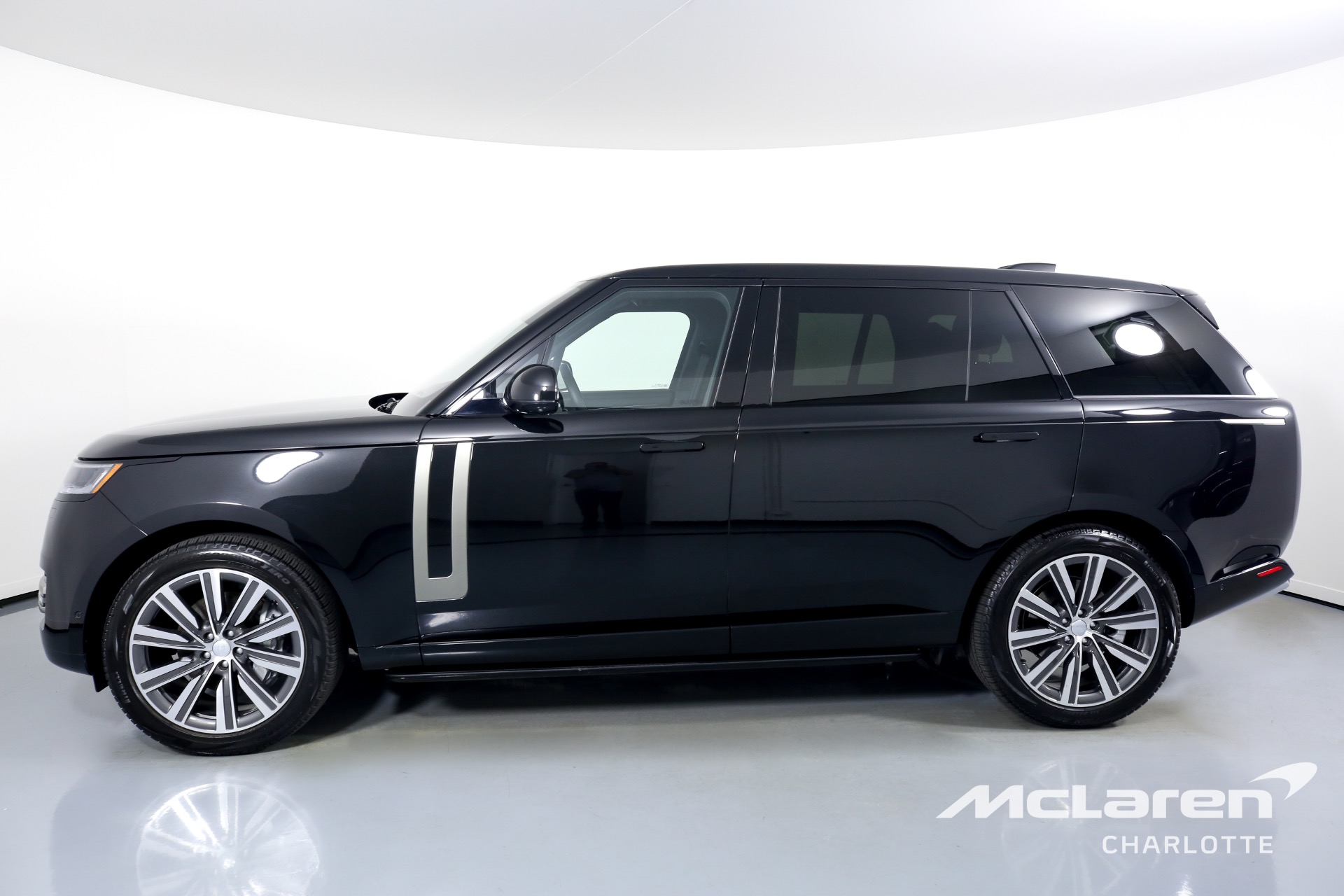 Used 2023 Land Rover Range Rover P400 SE LWB | Charlotte, NC