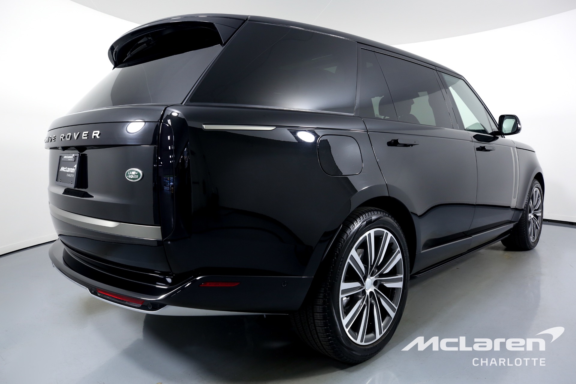 Used 2023 Land Rover Range Rover P400 SE LWB | Charlotte, NC