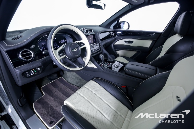 Used-2022-Bentley-Bentayga-S-V8
