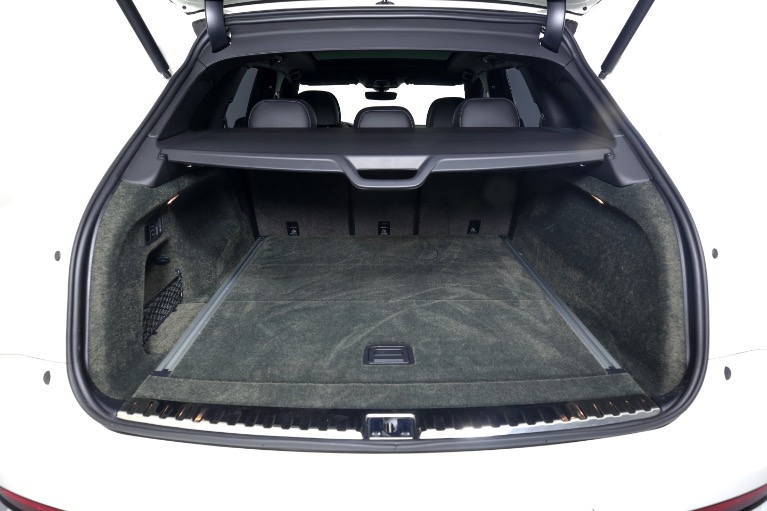 Used-2022-Bentley-Bentayga-S-V8