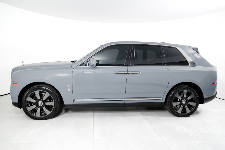 Used-2023-Rolls-Royce-Cullinan