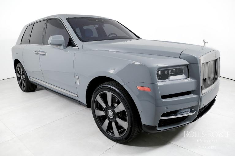 Used-2023-Rolls-Royce-Cullinan