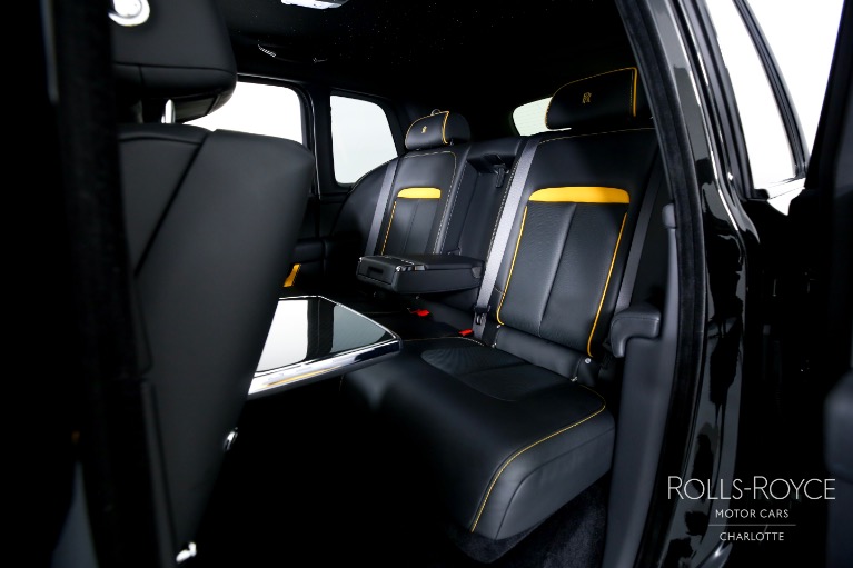 Used-2022-Rolls-Royce-Black-Badge-Cullinan