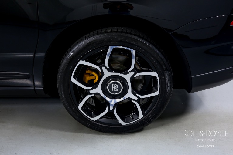 Used-2022-Rolls-Royce-Black-Badge-Cullinan
