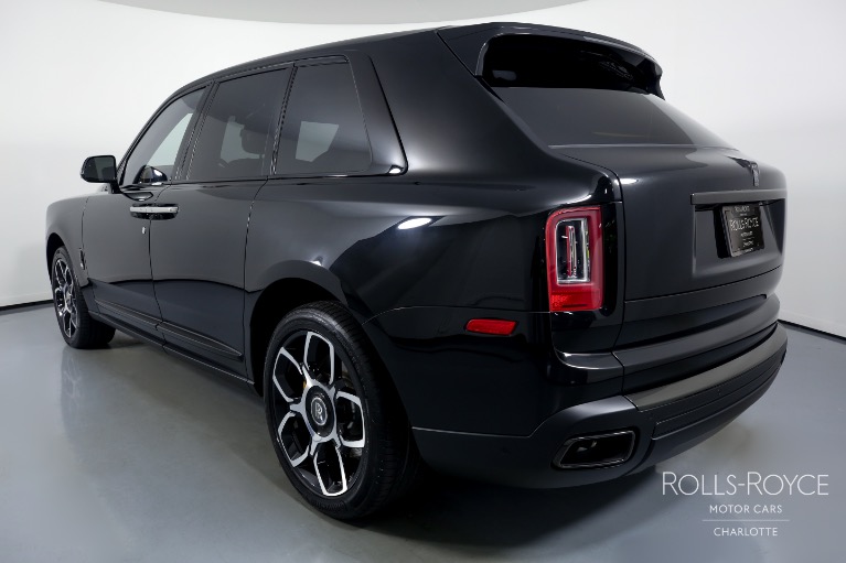 Used-2022-Rolls-Royce-Black-Badge-Cullinan