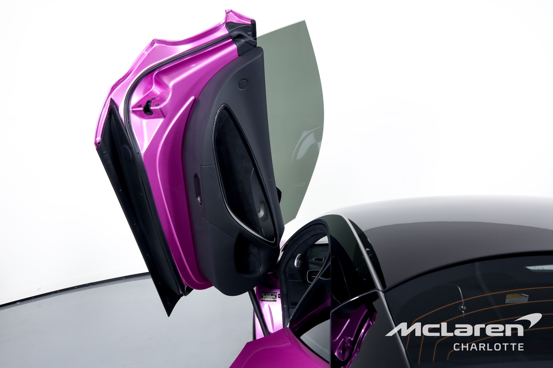 New 2023 McLaren Artura | Charlotte, NC