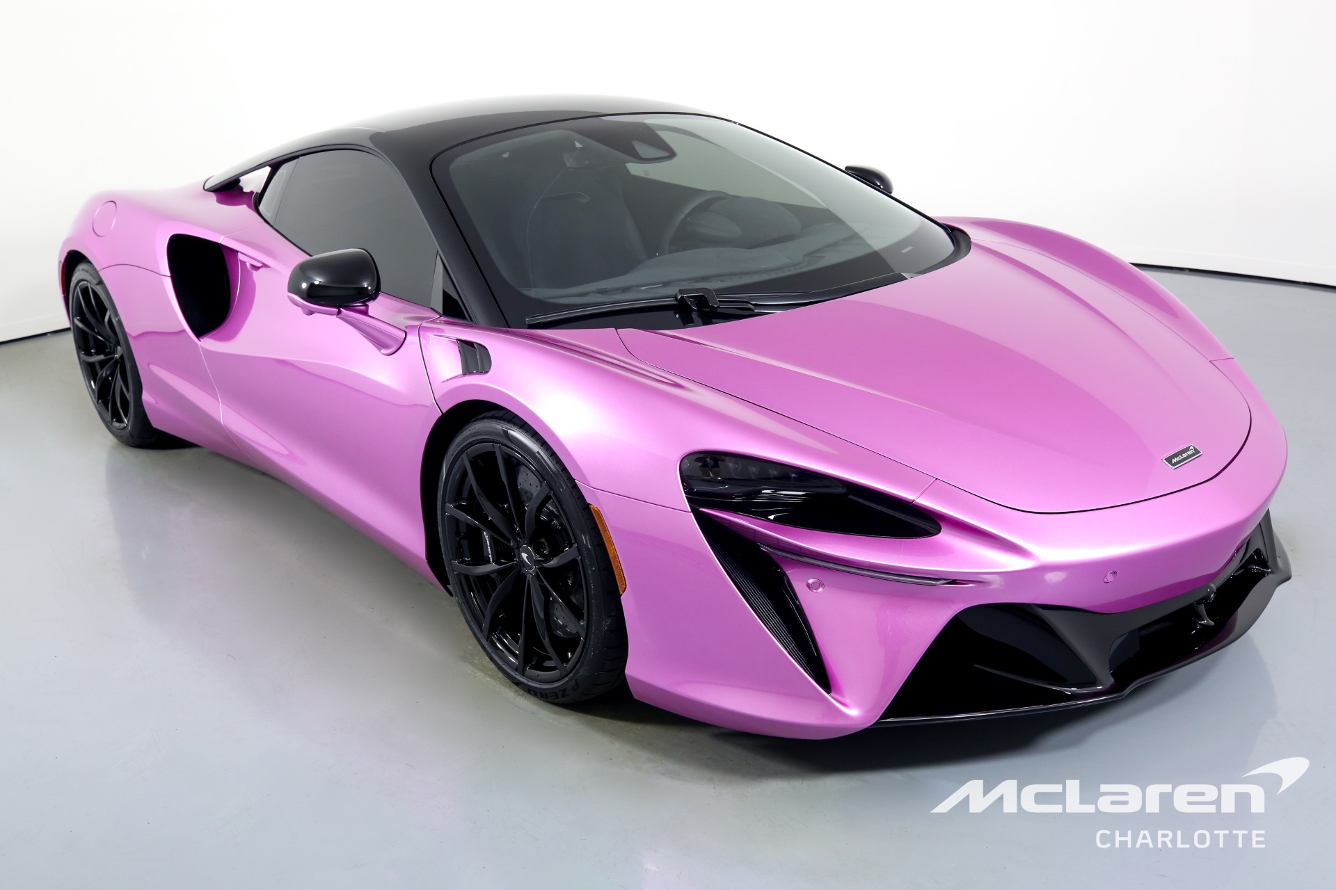 New 2023 McLaren Artura | Charlotte, NC