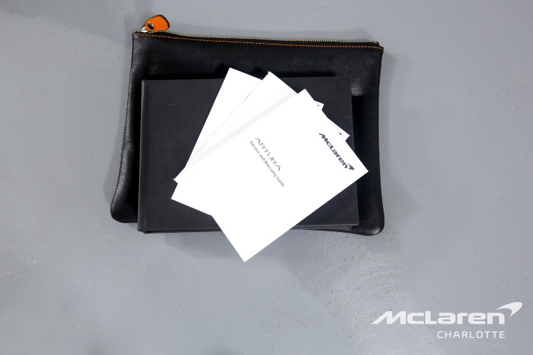 New-2023-McLaren-Artura