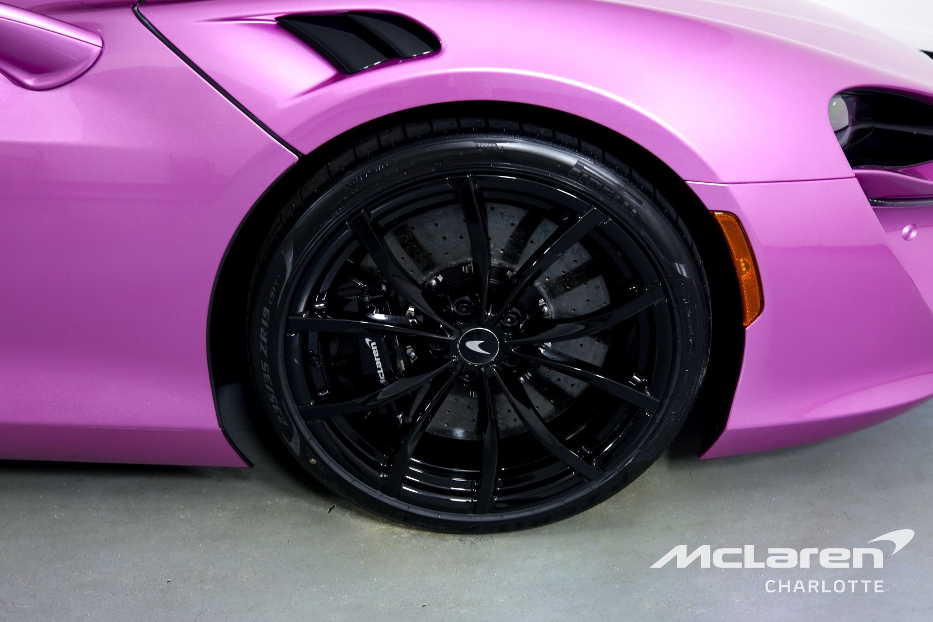 New 2023 McLaren Artura | Charlotte, NC
