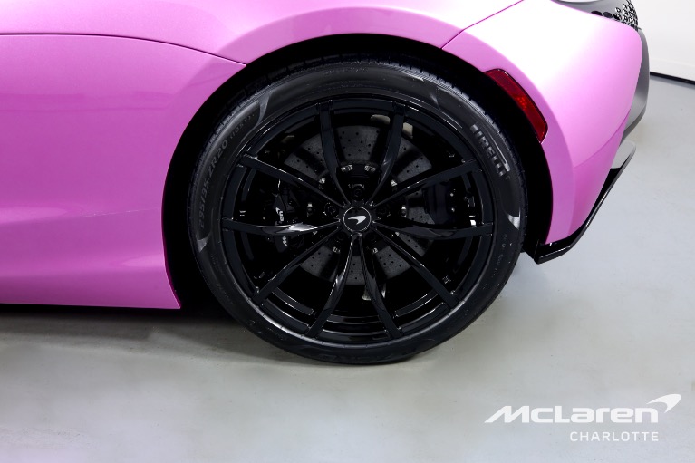 New-2023-McLaren-Artura
