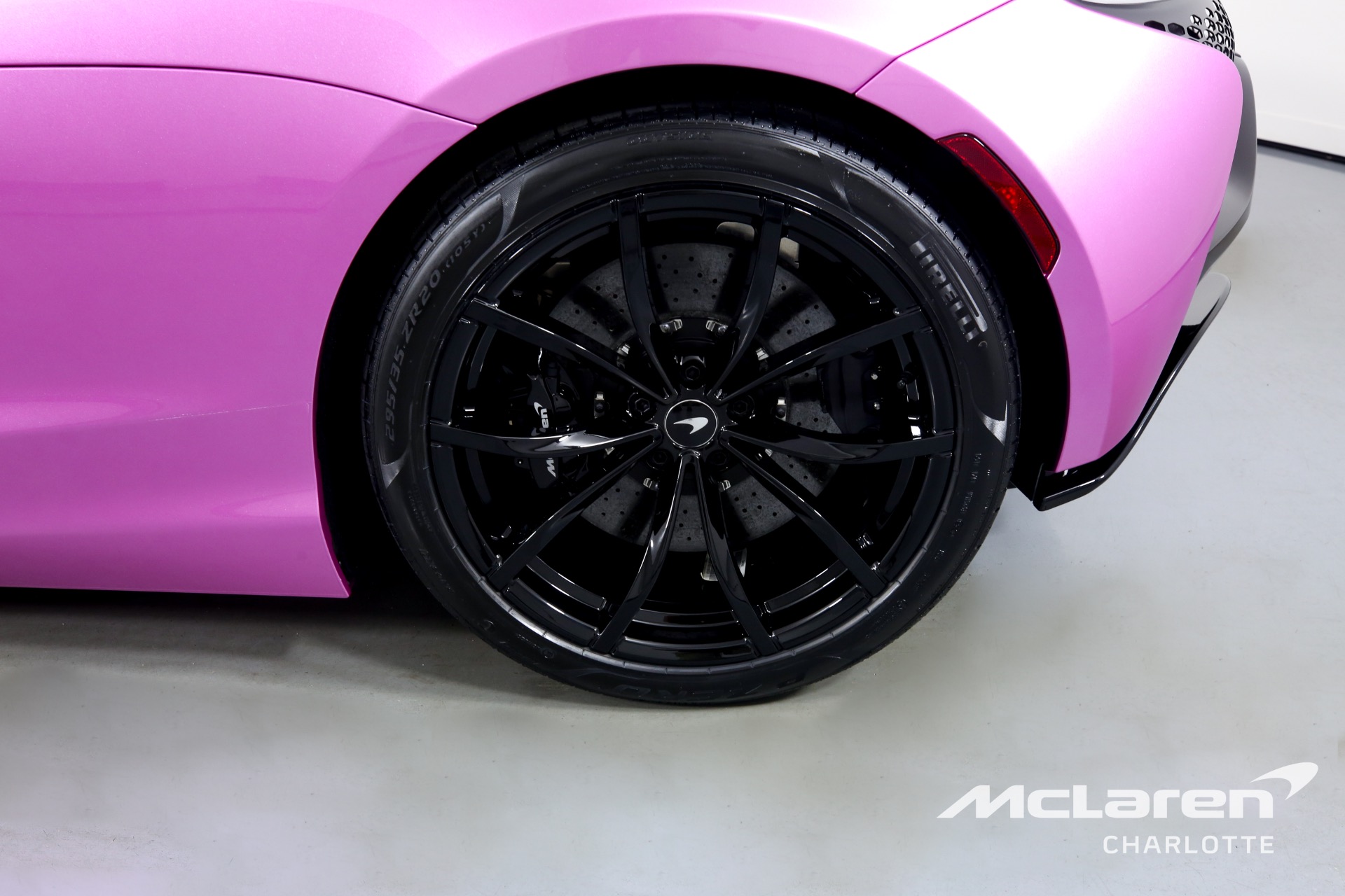 New 2023 McLaren Artura | Charlotte, NC