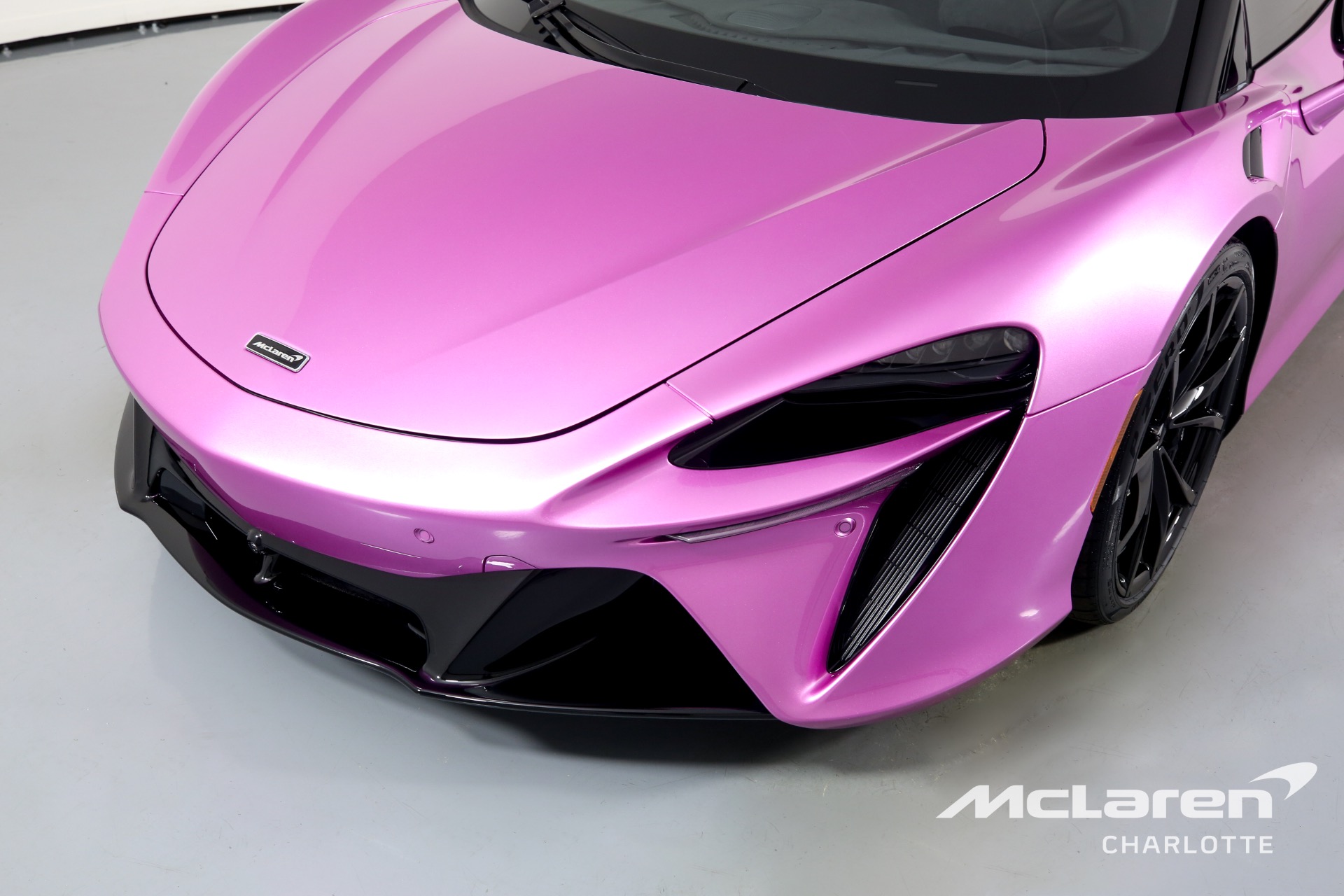 New 2023 McLaren Artura | Charlotte, NC